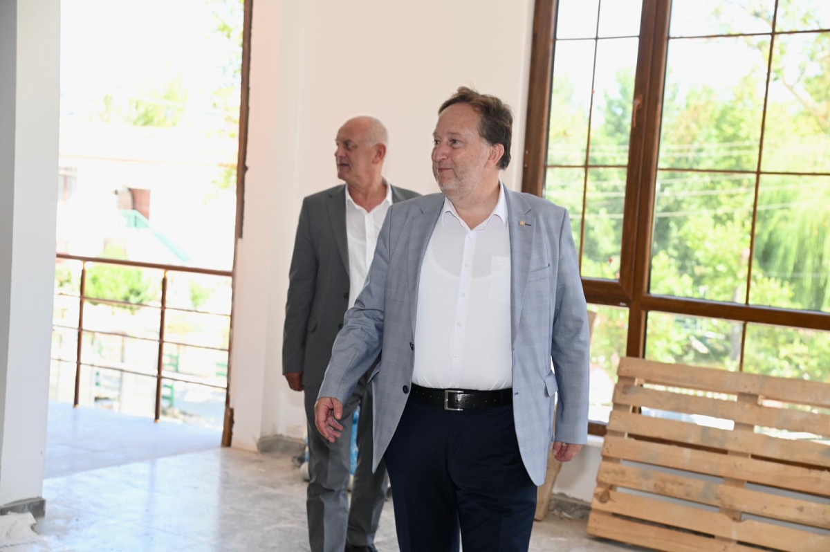 Hayat Dolu Karesi