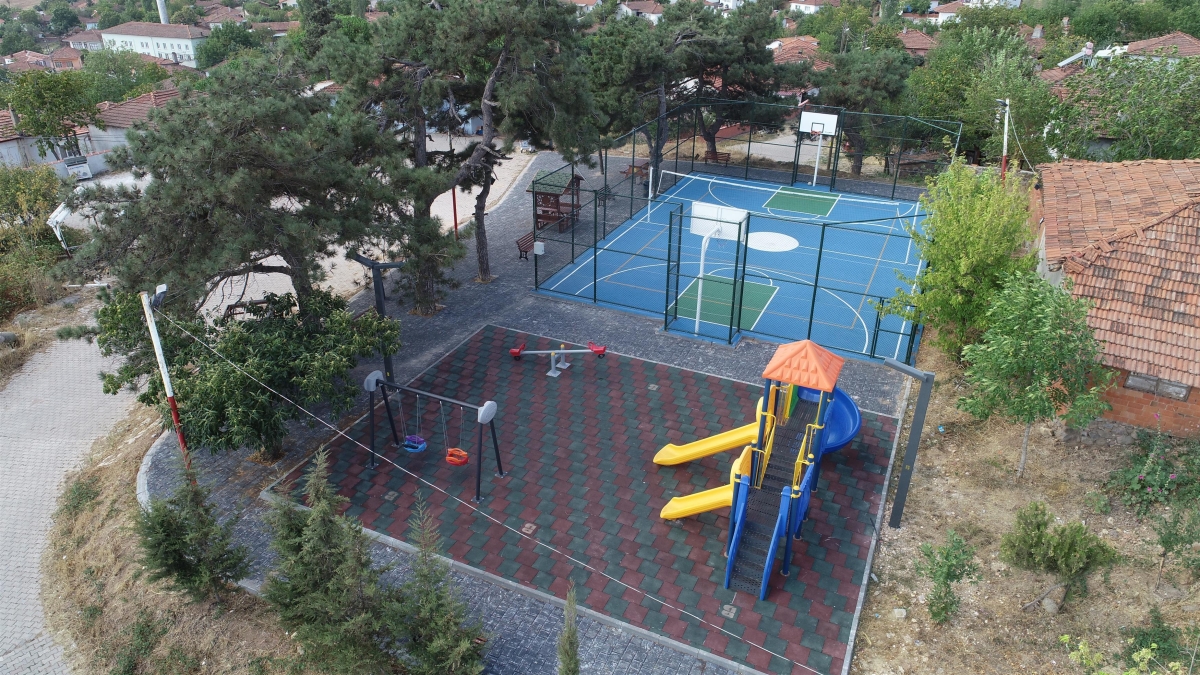 Büyükşehir’den her mahalleye oyun parkı
