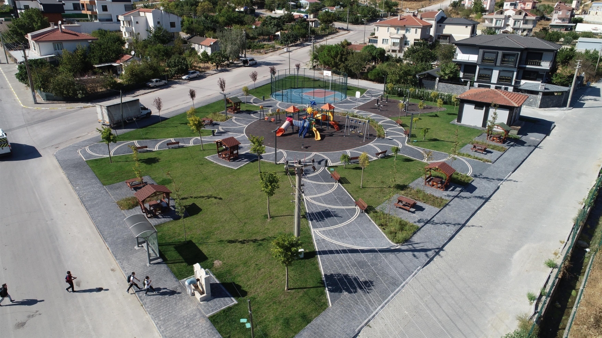 Büyükşehir’den her mahalleye oyun parkı