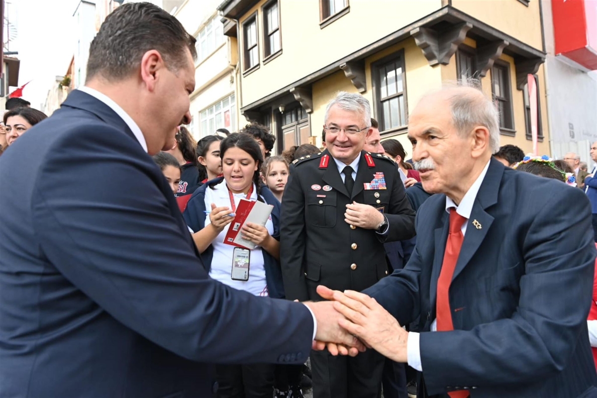 Büyükşehir, Cumhuriyet’in 100. yılını kütüphane açarak kutladı