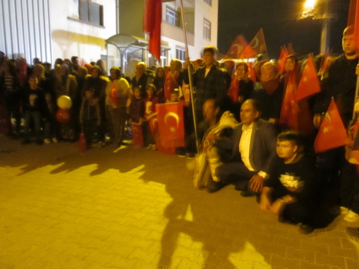 ŞAMLI’DA CUMHURİYETİN 100. YIL KUTLAMALARI MUHTEŞEMDİ
