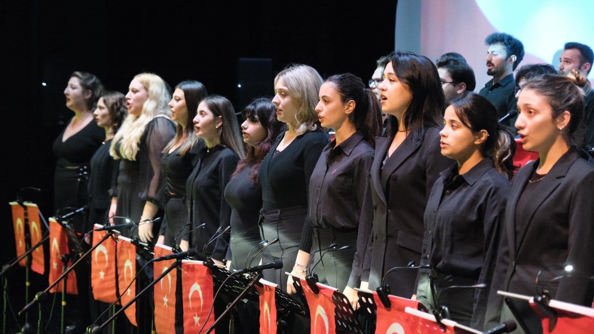 ALTIEYLÜL’DE 100. YIL COŞKUSU