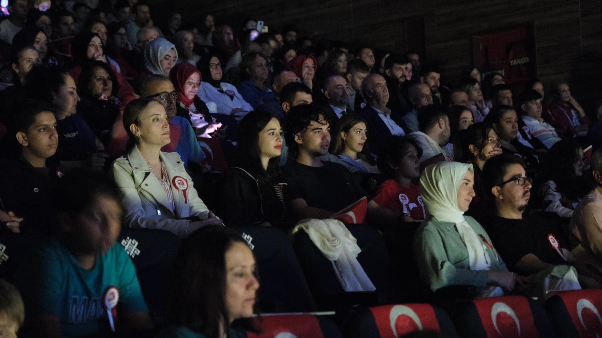 ALTIEYLÜL’DE 100. YIL COŞKUSU
