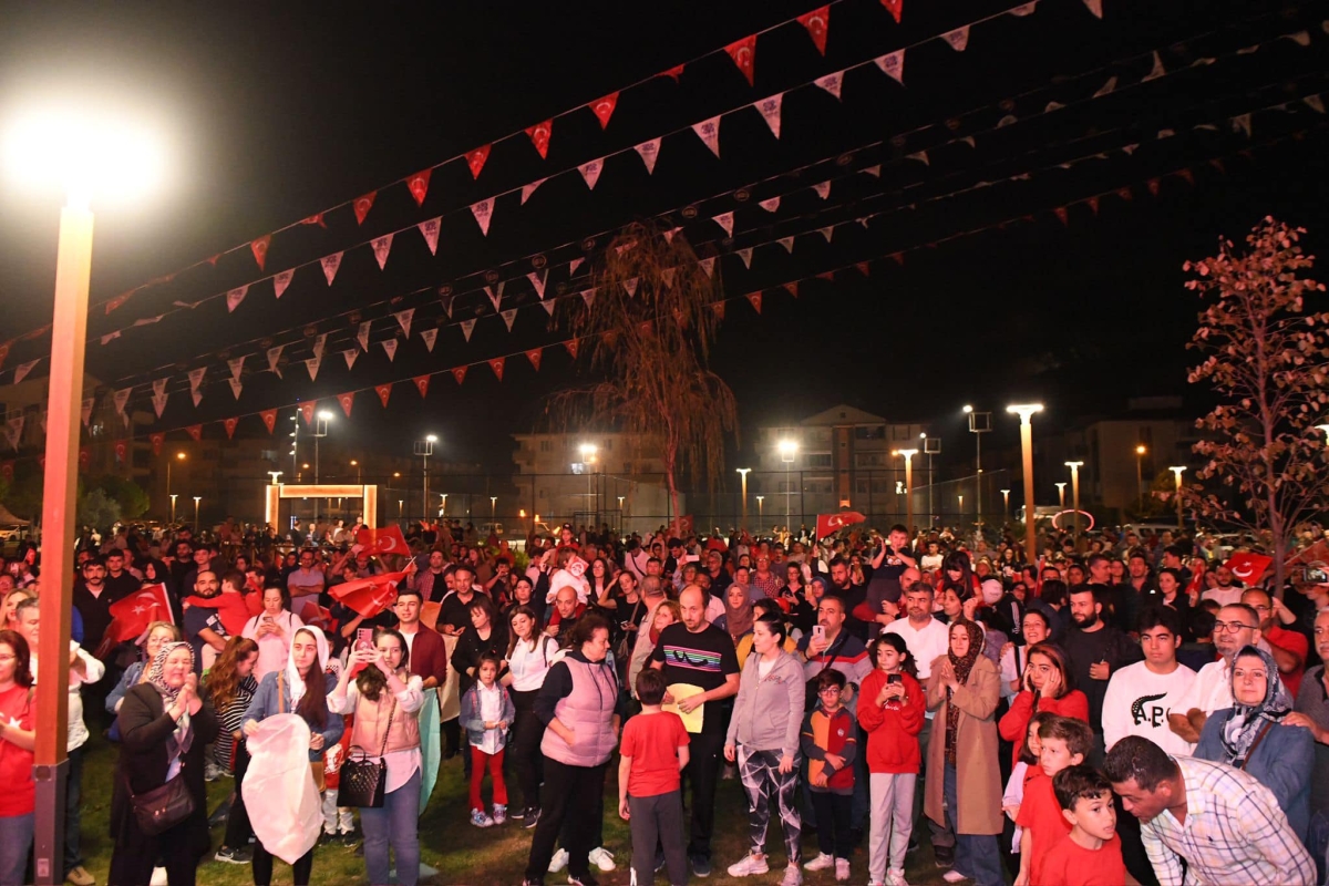 ALTIEYLÜL’DE 100. YIL COŞKUSU