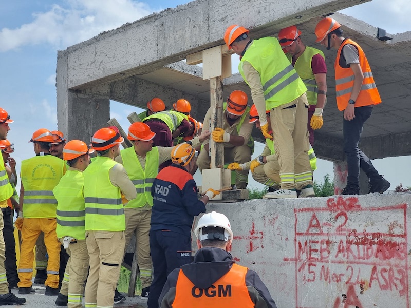 AFAD'dan ormancılara deprem eğitimi