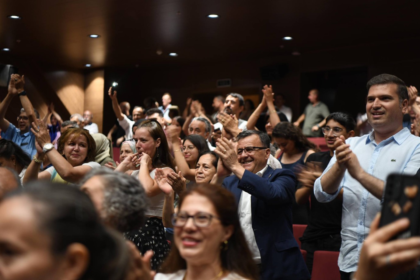 Altıeylül Alaturka Türk Müziği Topluluğu büyük beğeni topladı