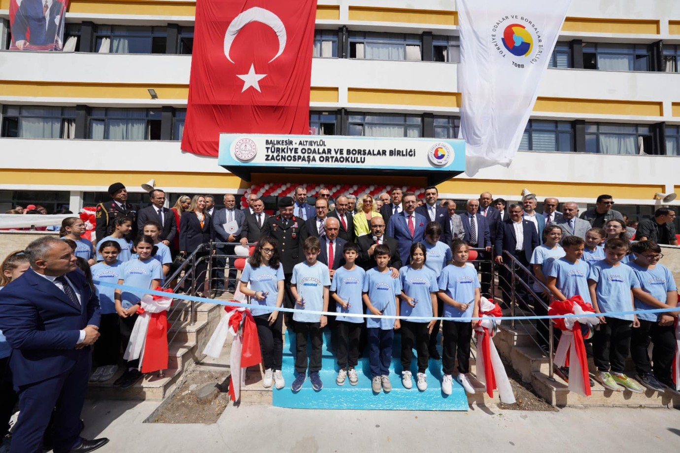 Balıkesir ekonomisine yön verenler ödüllerini aldı