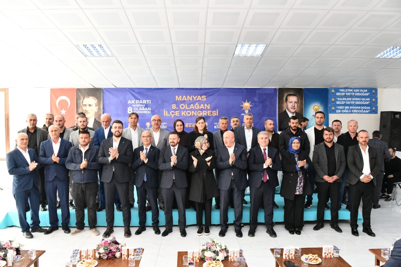 AK Parti Manyas ve Marmara İlçe Kongreleri Şölen Havasında Gerçekleştirildi