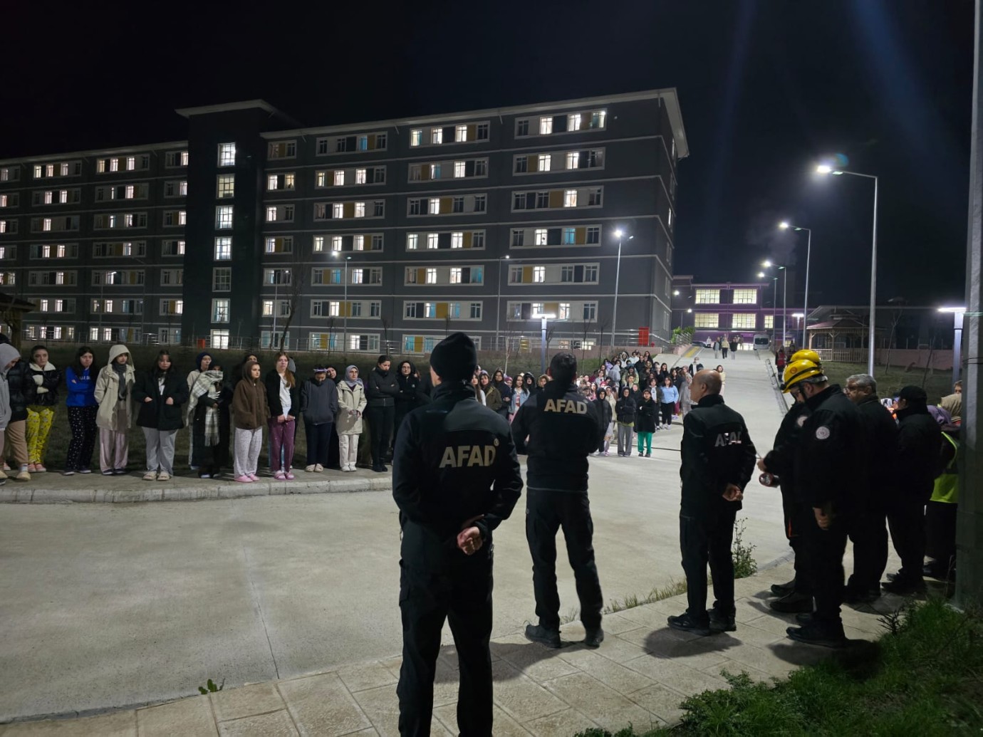 Öğrenci yurtlarında deprem tatbikatı
