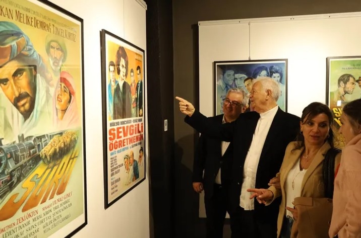 Sakarya'da 40 Film Afişi Eseri Sergilendi