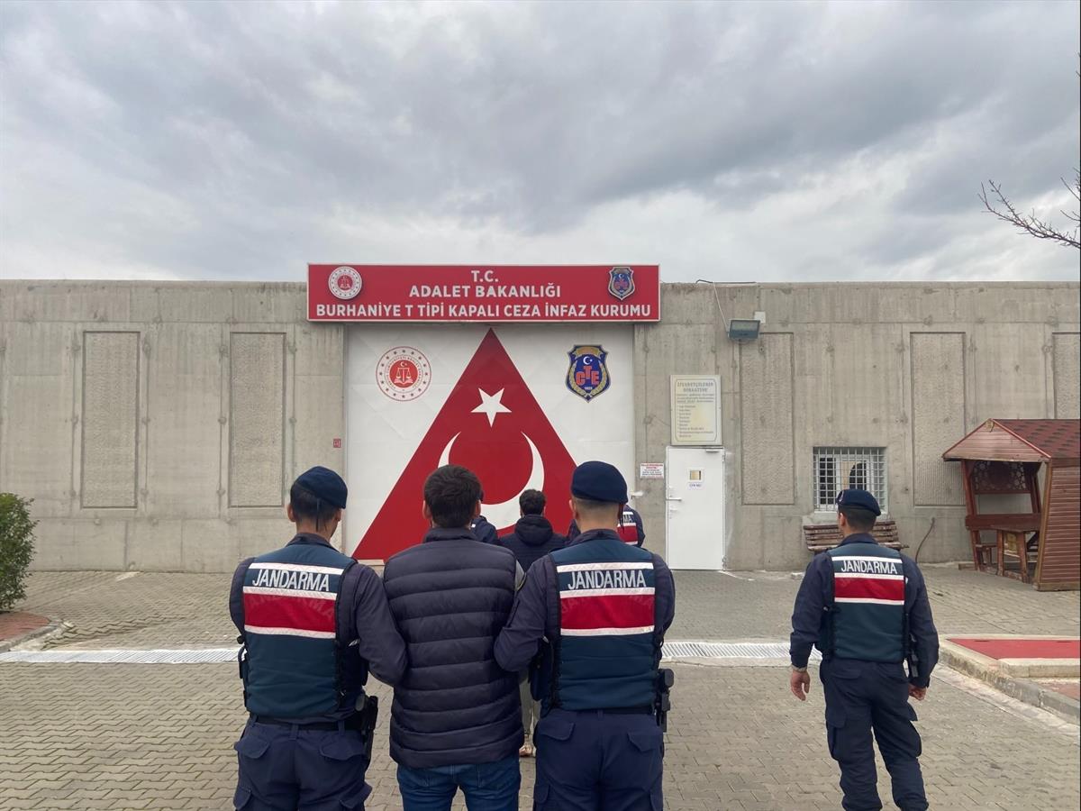 JANDARMADAN GÖÇMEN KAÇAKÇILIĞI OPERASYONU