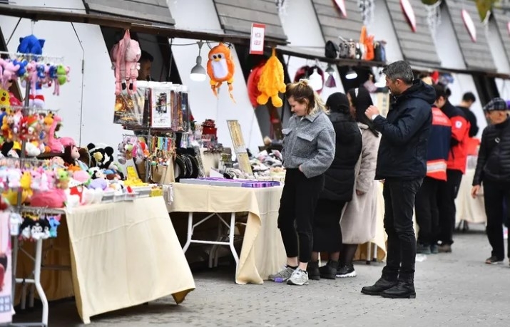İzmir’de sevgi dolu bir festival