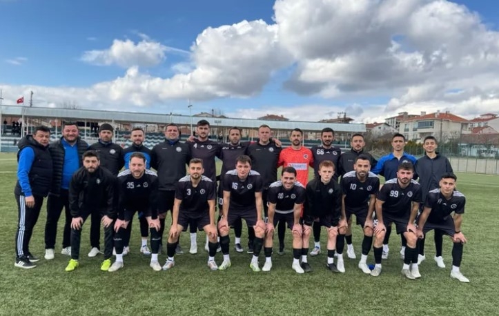 Pazaryerispor Liderlik Koltuğunu Bırakmadı