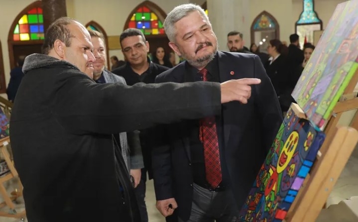 Ankara'da Engel Tanımayan Sanatçının Resim Sergisi