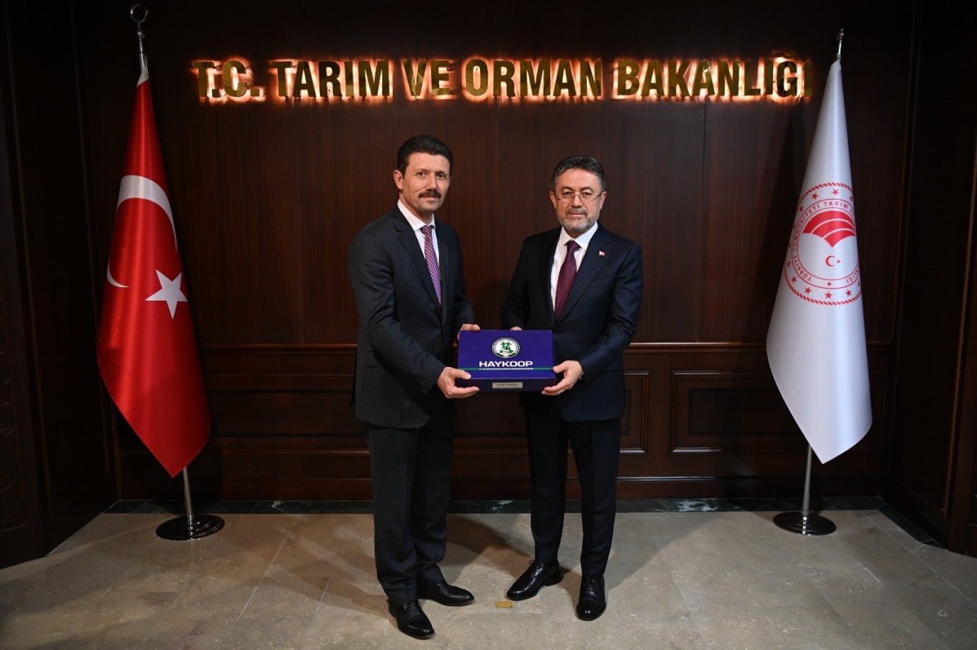HAYKOOP'TAN ANKARA ÇIKARMASI