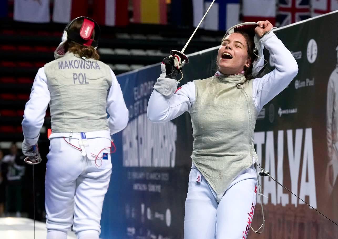 Balıkesirli Milli Eskrim Sporcularından Avrupa Eskrim Şampiyonası'nda Tarihi Zaferler