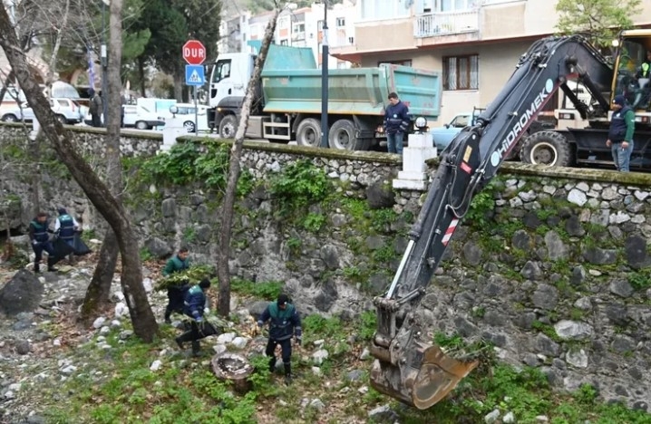 Manisa'da Çaybaşı Deresi 7/24 Kameralarla İzlenecek