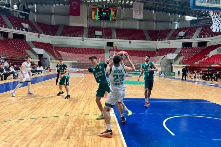 Karatay Belediyespor Şampiyonluk Yolunda Emin Adımlarla