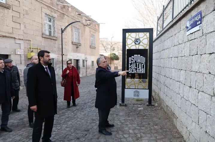 Kayseri Talas'ta Türkçe Sokak Çalışmaları Hız Kazandı