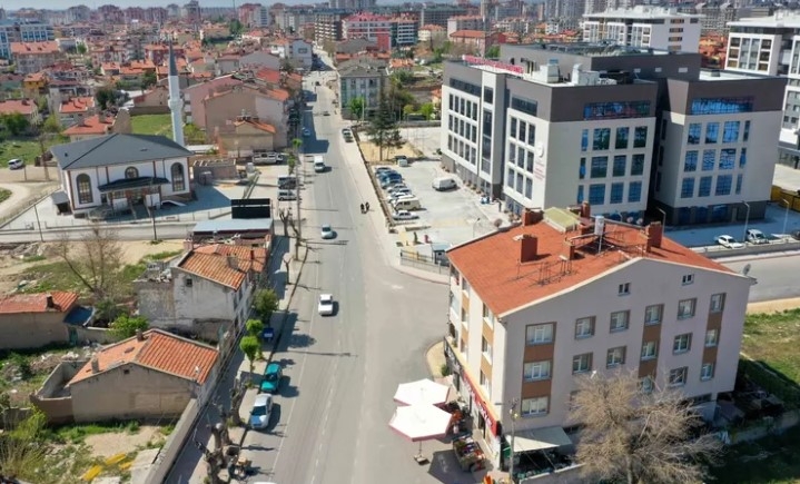 Meram’da Yol Genişletme Çalışmaları Hızla Sürüyor