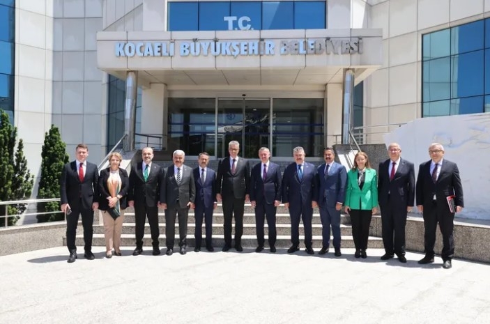 Bakan Memişoğlu, Anne Şehir Sağlıklı Yaşam Merkezini Ziyaret Etti