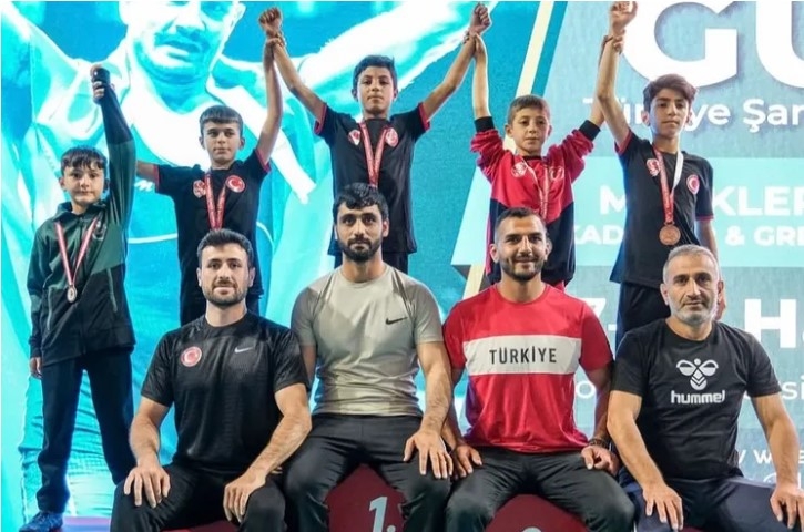 Konya Karatay’ın güreşçilerinden Türkiye Şampiyonası’nda büyük başarı