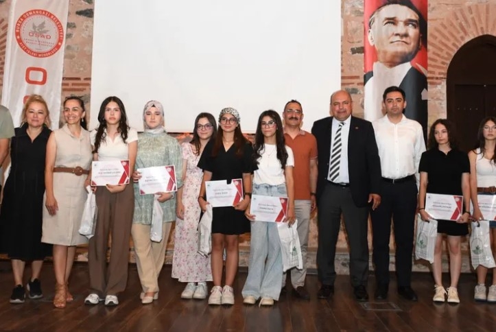 Osmangazi’de Tatbikatı Tamamlayan Öğrencilere Sertifika Töreni Düzenlendi