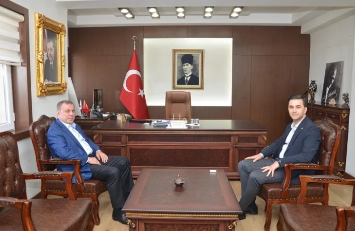 Başkan Şahin’den Kaymakam Kaya’ya Hayırlı Olsun Mesajı