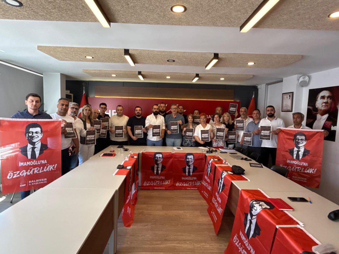 CHP BALIKESİR'DEN TUTUKLAMA GÖZALTILARA TEPKİ