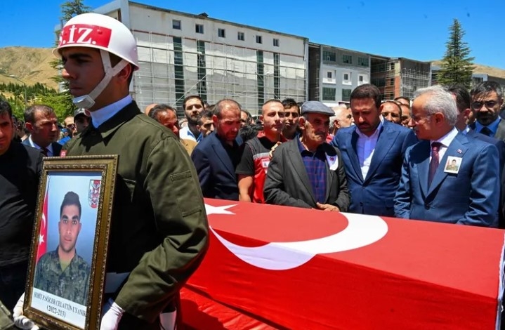 Bitlis’te Şehit Uyanık İçin Son Görev