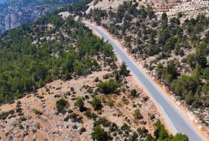 Gülnar’da Mersin Büyükşehir Belediyesi Yol ve Altyapı Çalışmalarını Hızlandırdı