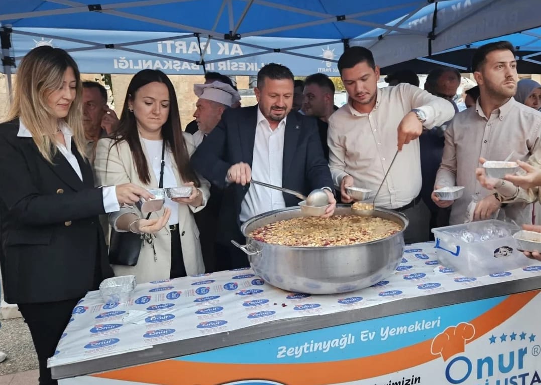 AK PARTİ'DEN AŞURE HAYRI