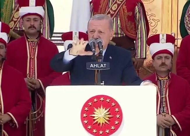 Cumhurbaşkanı Erdoğan’dan Ahlat’ta Terörsüz Türkiye Mesajı