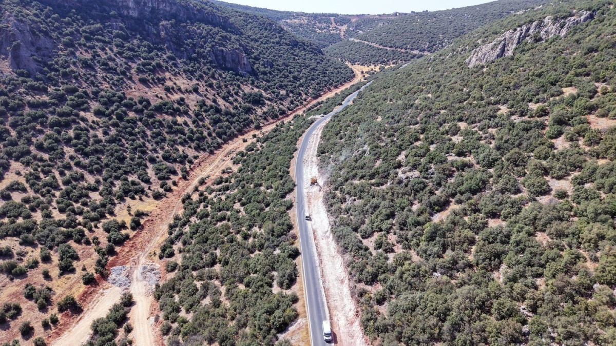 Büyükşehir’den Pazarcık’a Yol Atağı