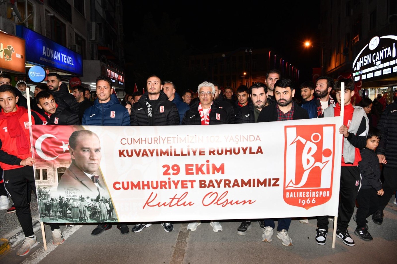 Balıkesirspor Tam Kadro Cumhuriyet Coşkusunu Yaşadı