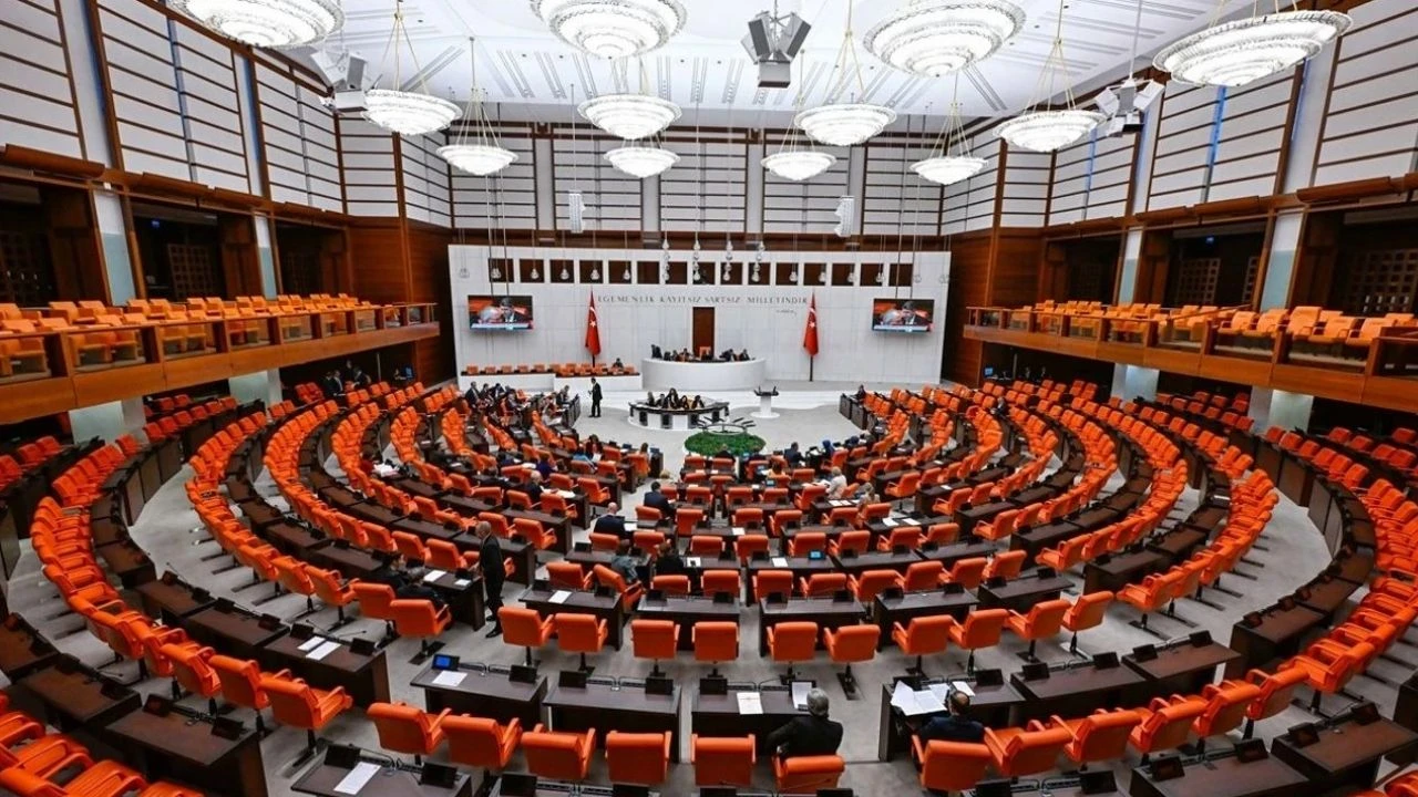 TBMM Genel Kurulu 11. Yargı Paketi İçin Toplanıyor
