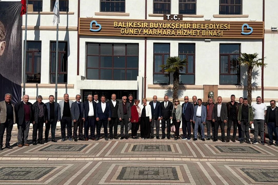 Balıkesir’de Muhtarlarla İstişare Toplantıları Sürüyor