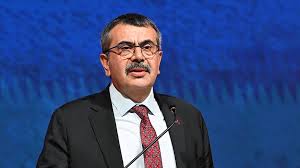 Bakan Tekin: “En Büyük Gücümüz Öğretmenlerimiz” Mesajı Verdi
