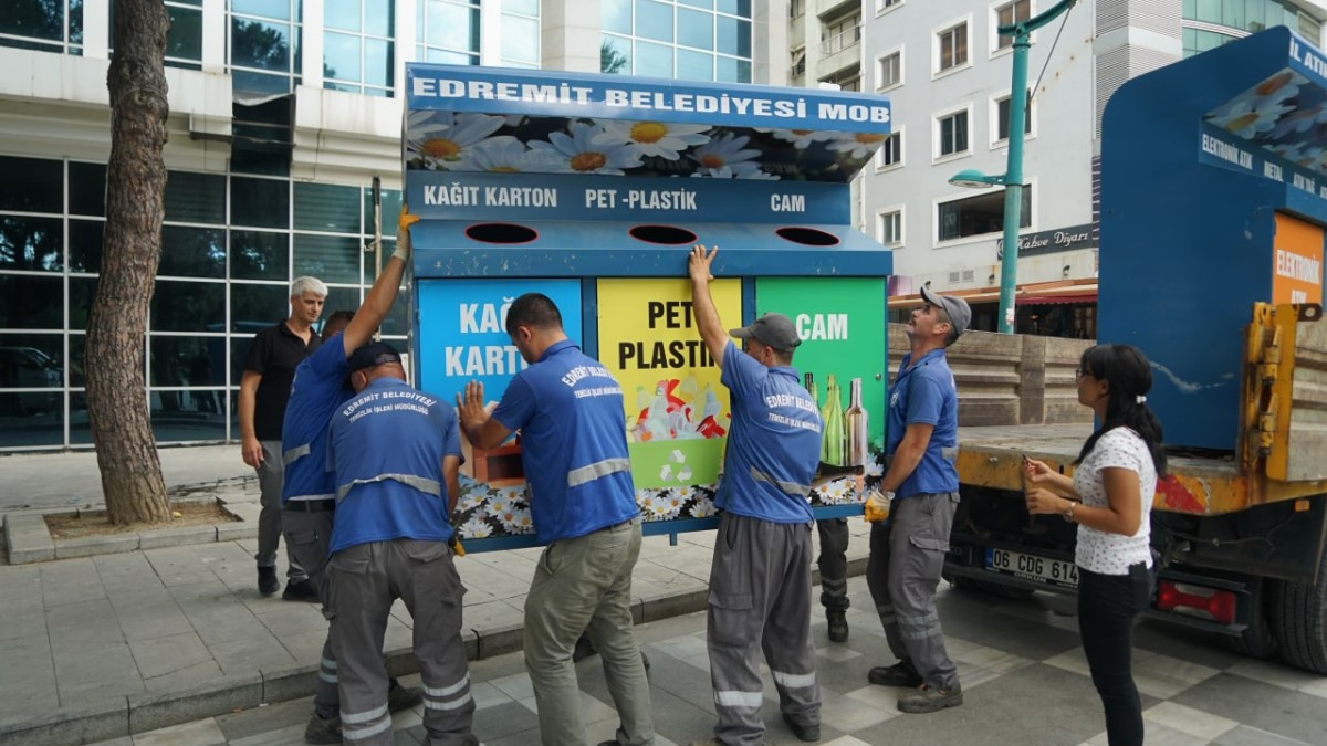 Edremit’te Mobil Atık Getirme Noktaları Kuruluyor