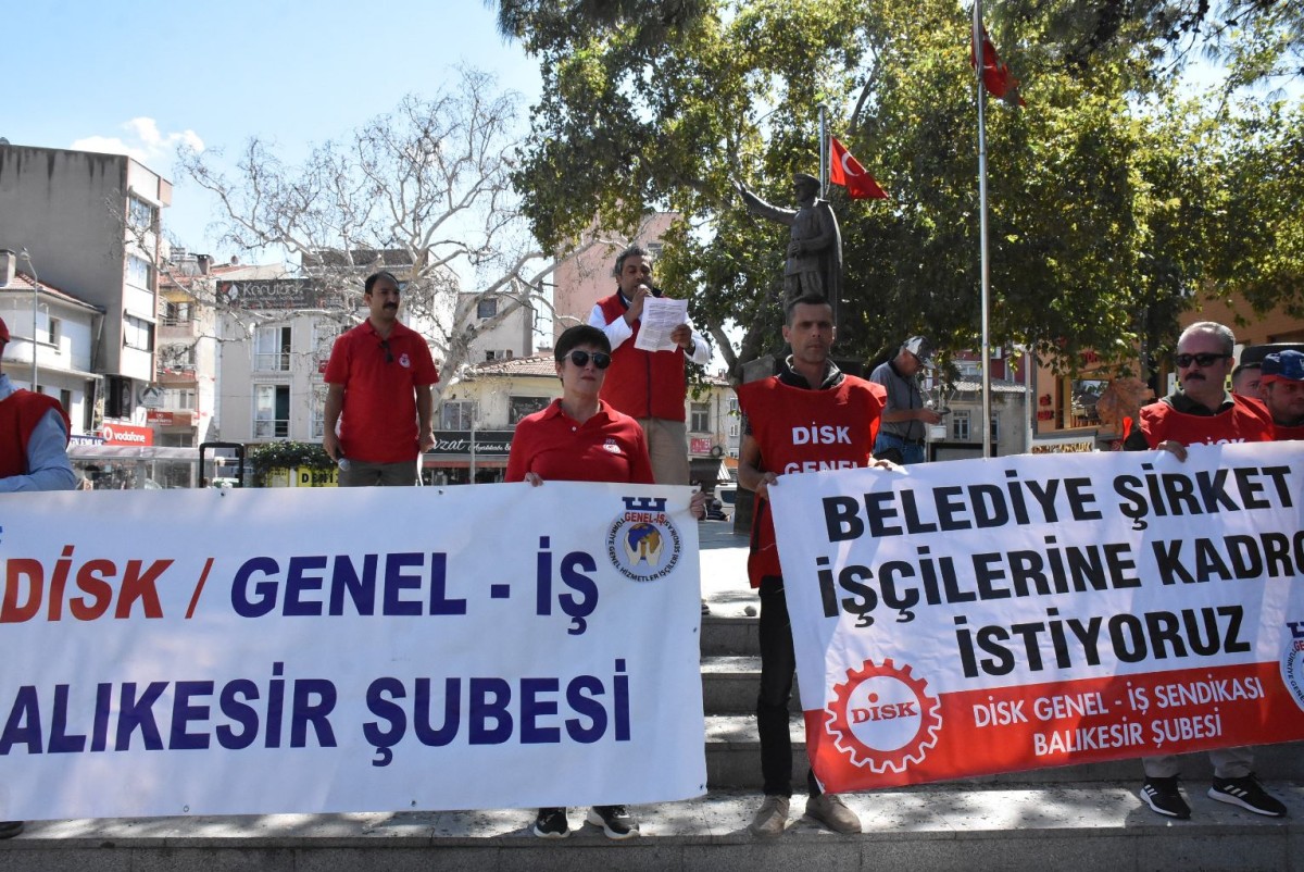 Belediye şirket işçileri de kadro istiyor!