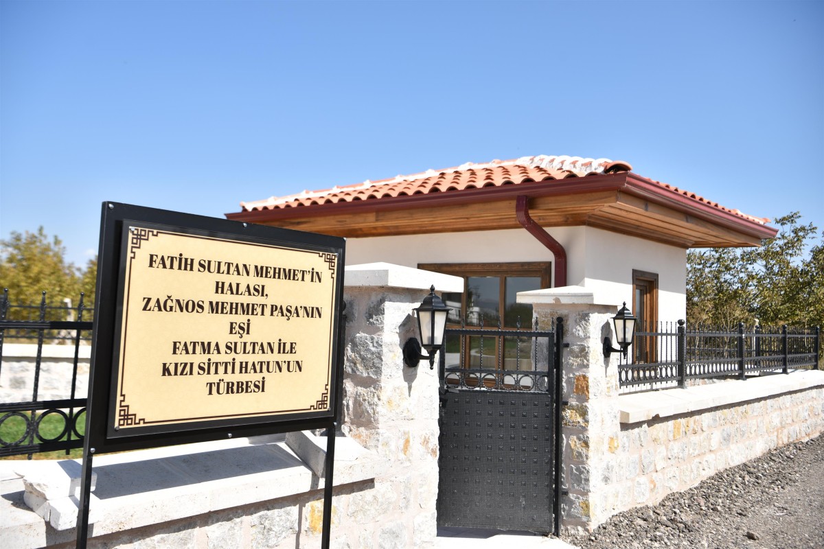 Fatma Sultan Türbesi ziyarete açıldı