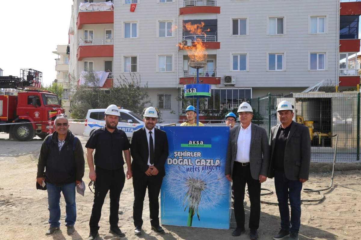 Altınkum ve İkizçay’a ilk doğalgaz verildi