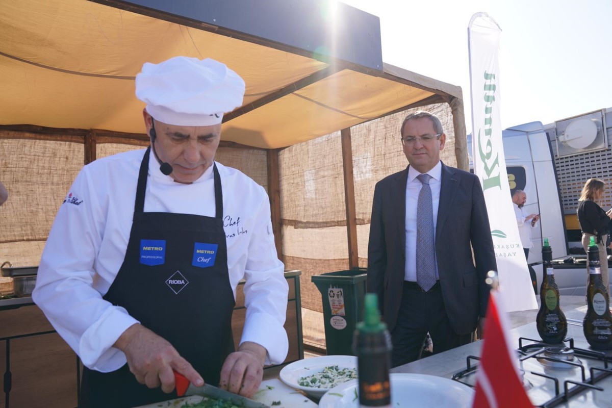 Çok Renkli Hasat Festivali Devam Ediyor