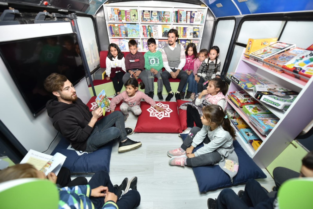 Karesili Çocuklar Kitap Ve Oyun İle Buluşuyor