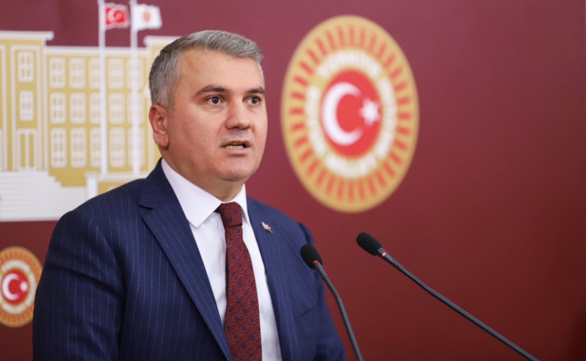 Canbey CHP’yi Vizyonsuzlukla Suçladı 