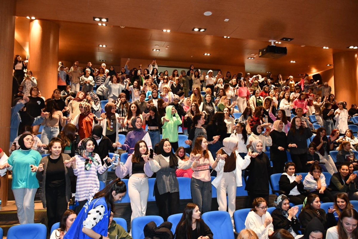“BİZ BİZE MORAL AKŞAMLARI” GSB YURTLARINDA DEVAM EDİYOR