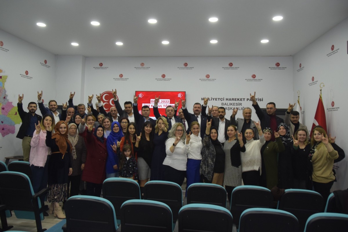 MHP'den ‘’Sen Yoksan Bir Eksiğiz’’ Üye Kabul Töreni