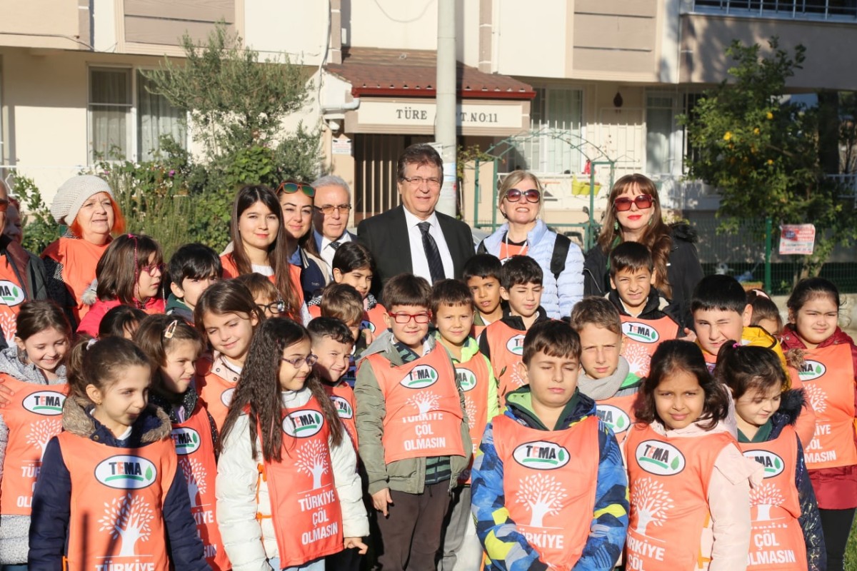 TEMA’nın 30. Kuruluş yıldönümünde zeytin diktiler