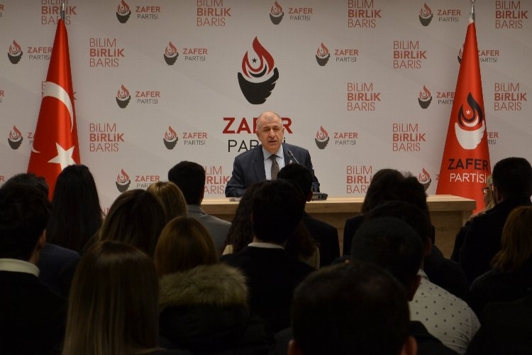 Özdağ'ı protesto edenler kaçakçı çıktı!