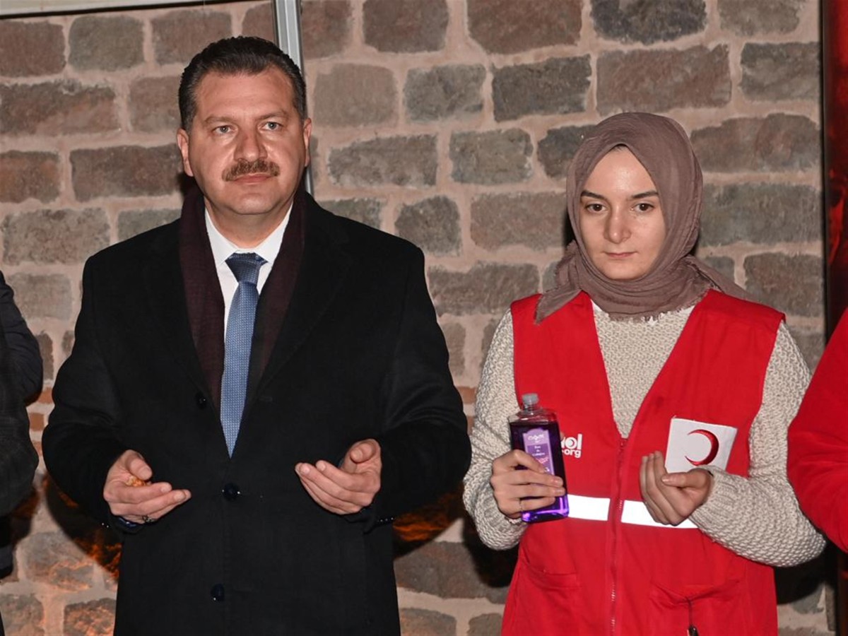 Miraç Kandili’nde depremde hayatını kaybedenlere dua edildi